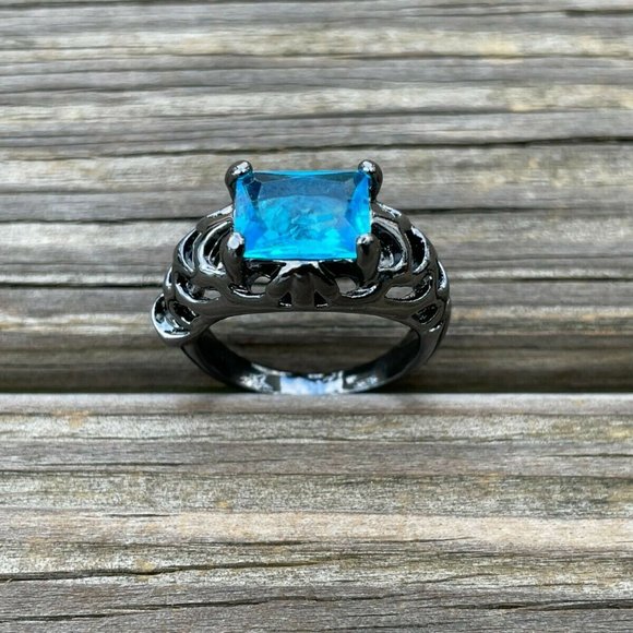 Fashion Ring Black Tone Faux Blue Stone Women Rings Fashion Jewelry Size 7.5 - Picture 10 of 12